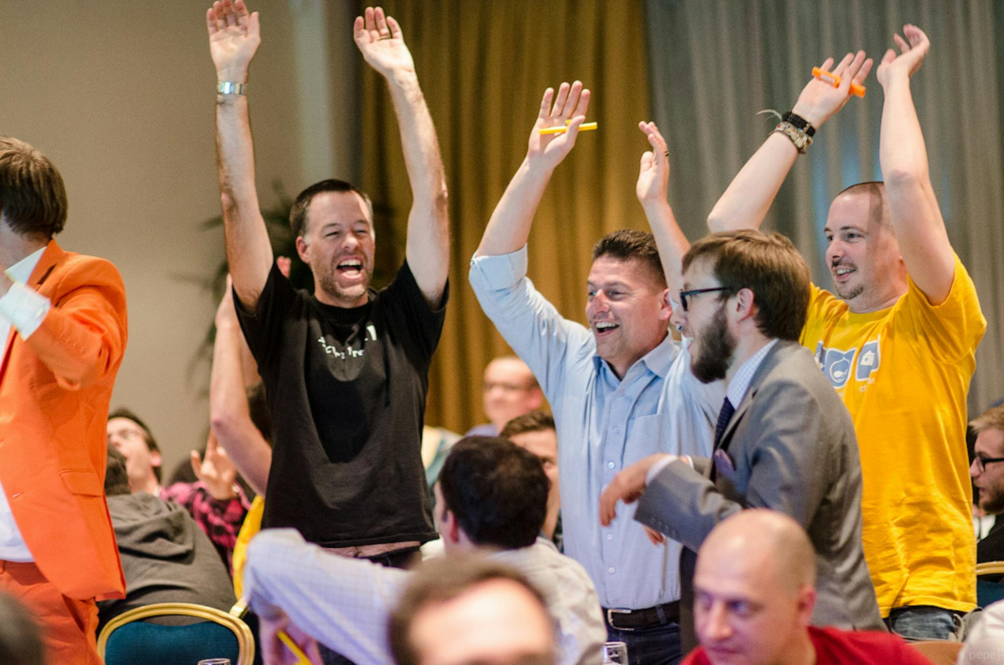 https://flipgive.imgix.net/images/stories/photos/000/000/212/original/100_fundraising_ideas_trivia_night.jpg?ch=Width%2CDPR%2CSave-Data&auto=format%2Ccompress&dpr=2